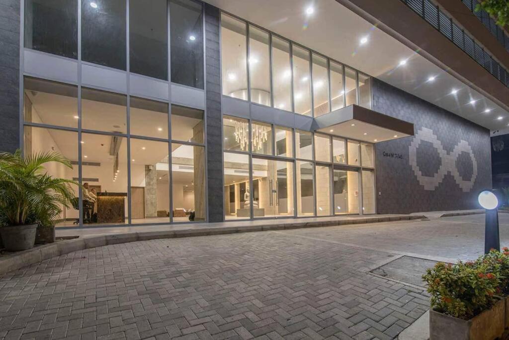 1bd Amazing View-modern Apt-luxury Building *
